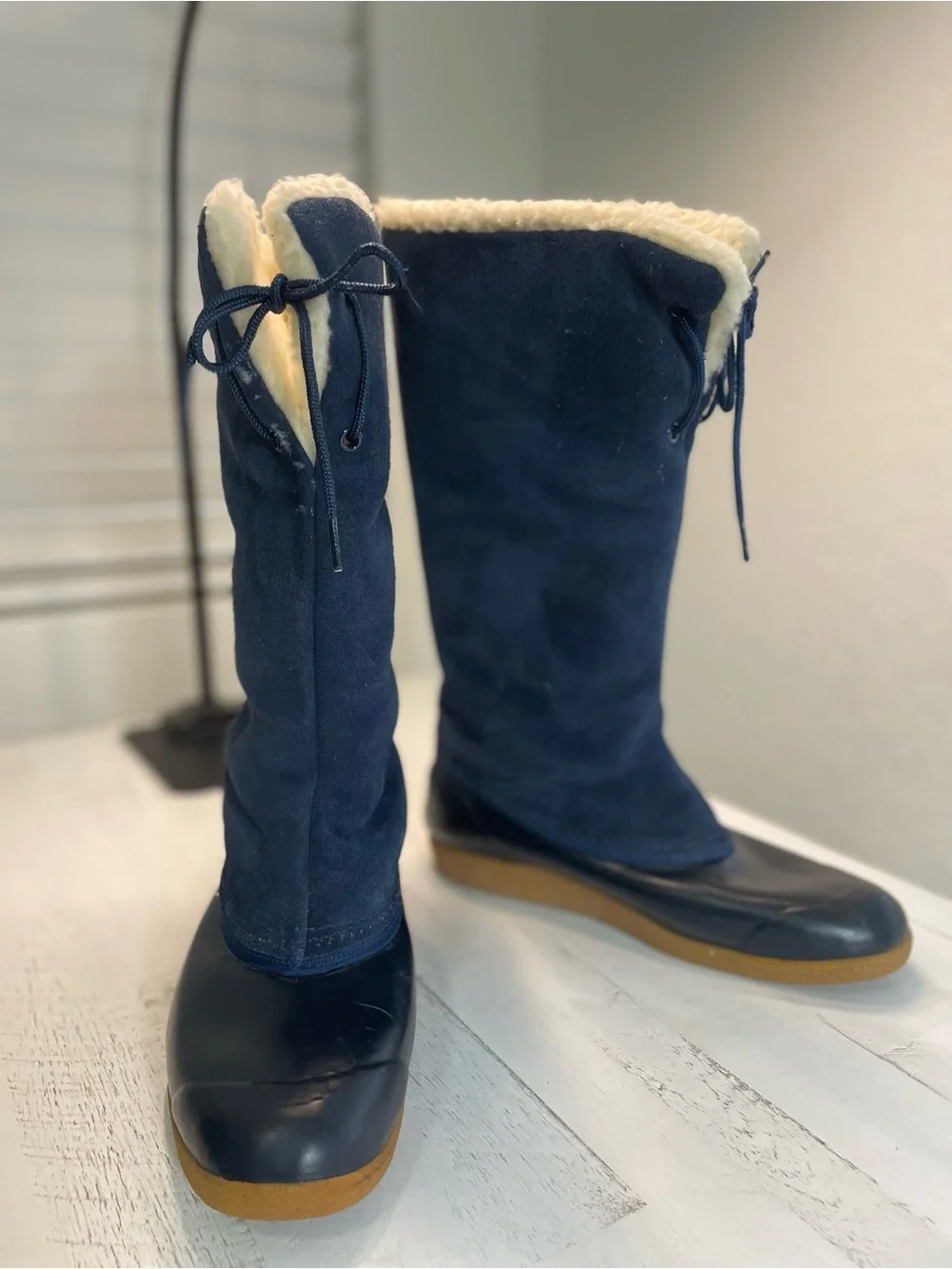 Eddie Bauer Navy Suede Duck Winter Snow Boots Faux Fur Size 9